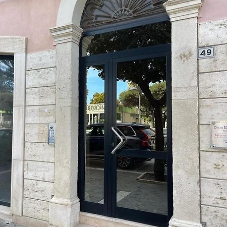 Casa Bolina - Centro Termoli Apartman Kültér fotó